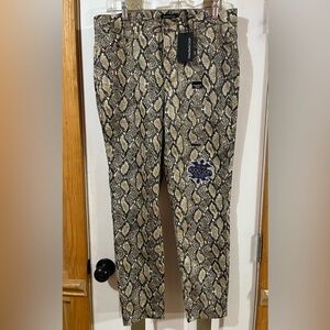 Chic Snakeskin Skinny Jeans - Black and Tan